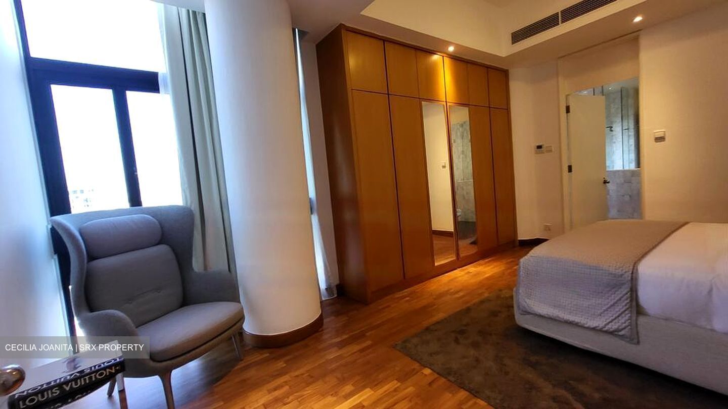 The Colonnade (D10), Condominium #461089361